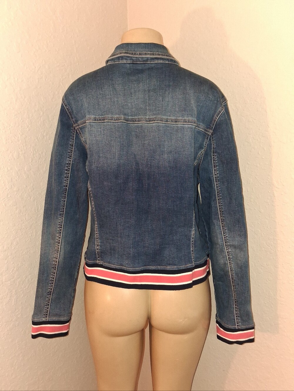 CROWN & IVY SUPER CUTE FLOMINGO JEAN JACKET SZ XLG - Picture 6 of 7